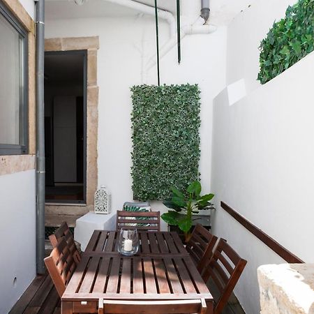 Alfama Terrace Apartment With Authentic XVIII Tiles And Historic Notes 3 Bedrooms & 2 Bathrooms Ac Lisboa 外观 照片