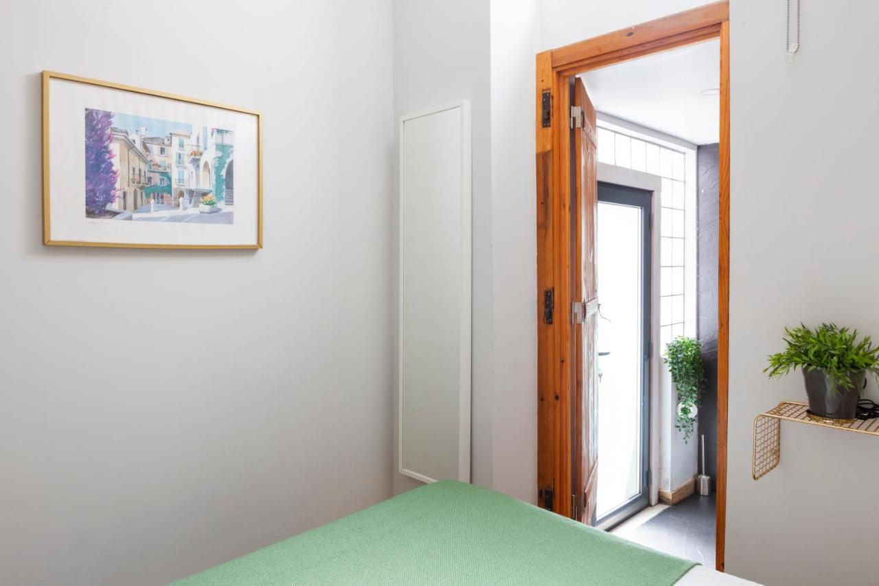 Alfama Terrace Apartment With Authentic XVIII Tiles And Historic Notes 3 Bedrooms & 2 Bathrooms Ac Lisboa 外观 照片