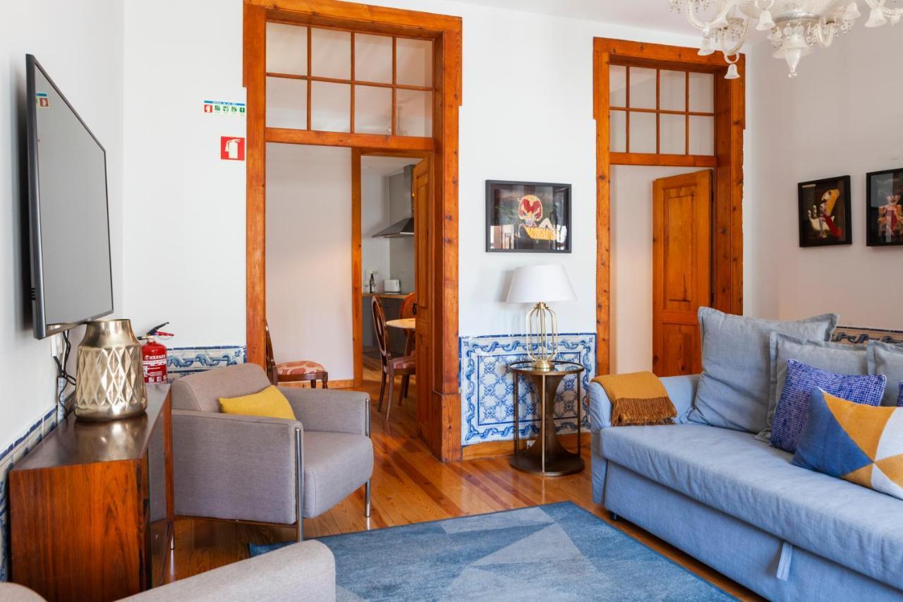 Alfama Terrace Apartment With Authentic XVIII Tiles And Historic Notes 3 Bedrooms & 2 Bathrooms Ac Lisboa 外观 照片
