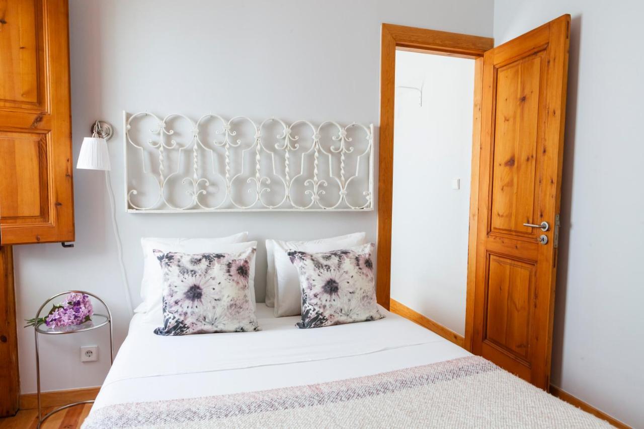 Alfama Terrace Apartment With Authentic XVIII Tiles And Historic Notes 3 Bedrooms & 2 Bathrooms Ac Lisboa 外观 照片