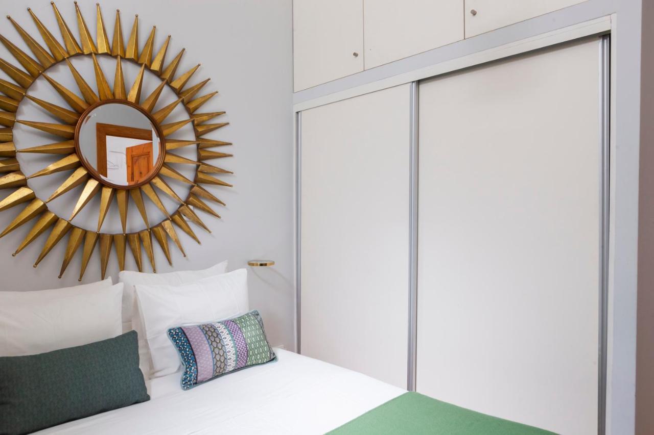 Alfama Terrace Apartment With Authentic XVIII Tiles And Historic Notes 3 Bedrooms & 2 Bathrooms Ac Lisboa 外观 照片