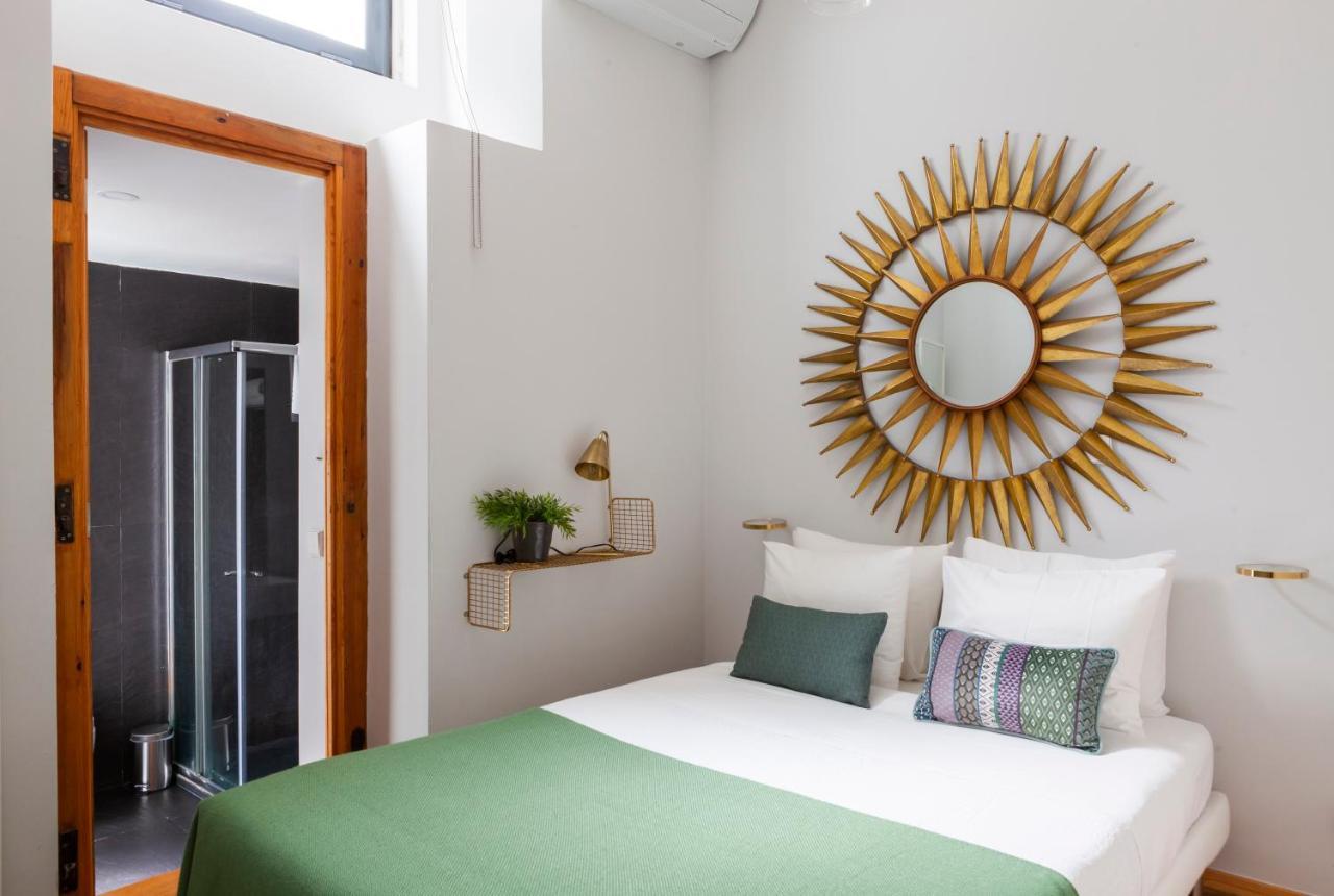 Alfama Terrace Apartment With Authentic XVIII Tiles And Historic Notes 3 Bedrooms & 2 Bathrooms Ac Lisboa 外观 照片