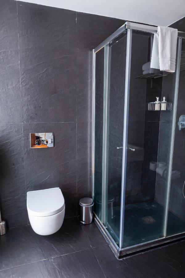 Alfama Terrace Apartment With Authentic XVIII Tiles And Historic Notes 3 Bedrooms & 2 Bathrooms Ac Lisboa 外观 照片